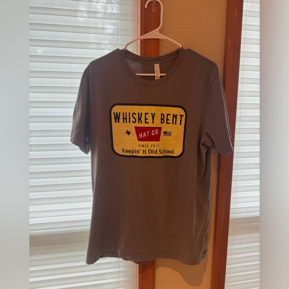 Men’s Whiskey bent hat co shirt